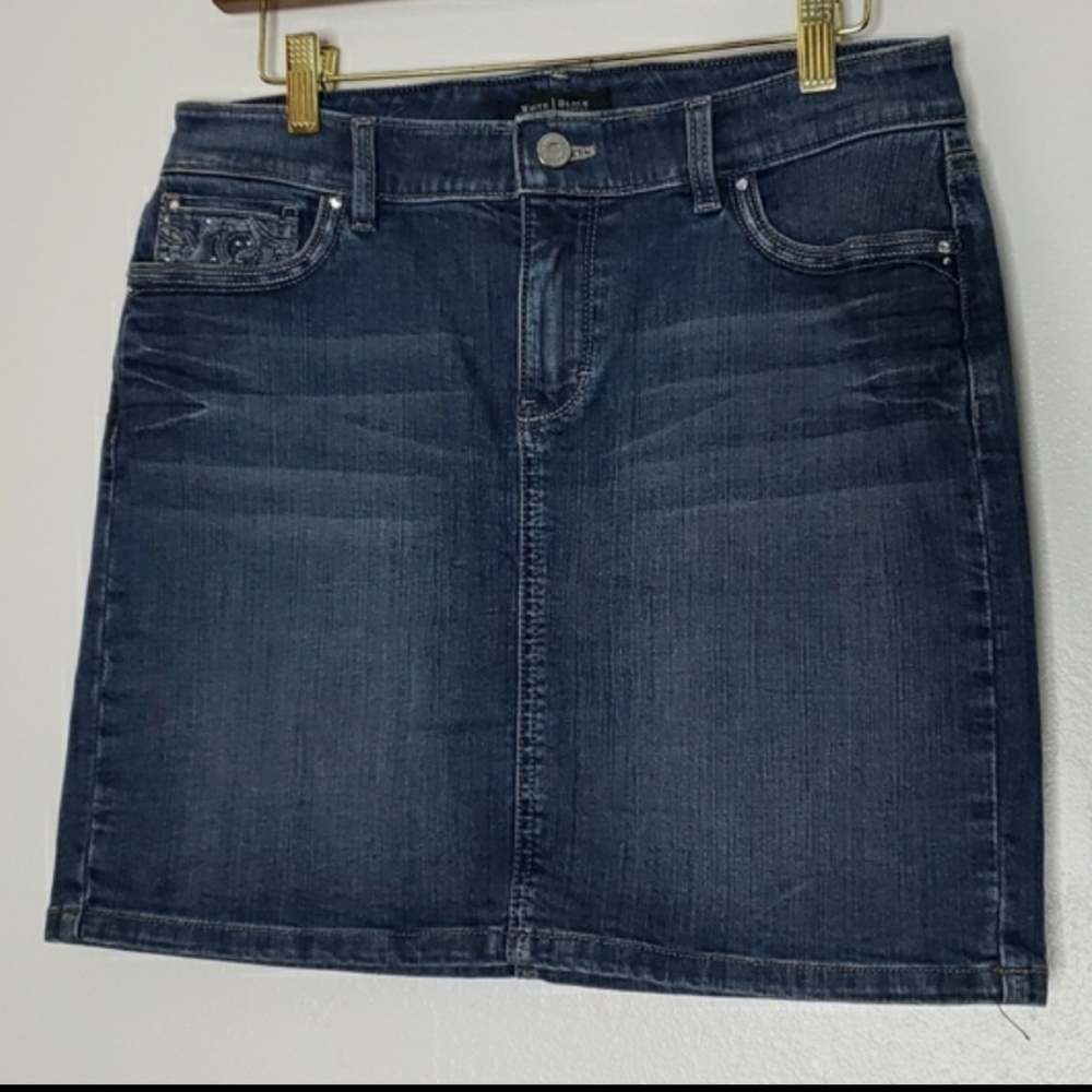 White House Black Market Bling Denim Mini Skirt Classic Crystals Summer Jean - Picture 7 of 9